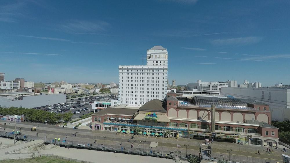 Resorts Casino Hotel Atlantic City Exterior photo